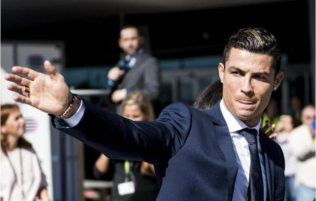 2025中足联颁奖会：国安前锋法比奥获中超最佳射手奖（2025中足联年度颁奖：国安前锋法比奥荣膺中超金靴）