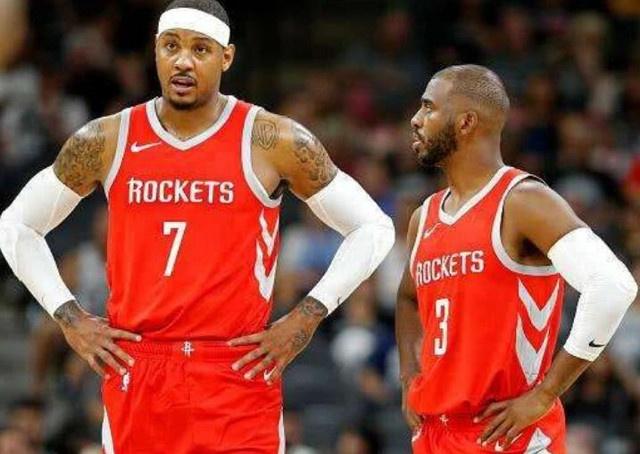 浦项铁人主帅：部分中后卫未能随队出征，其他球员可填补空缺（浦项铁人主帅：部分中卫缺席客场之旅，其余球员将顶上补缺）