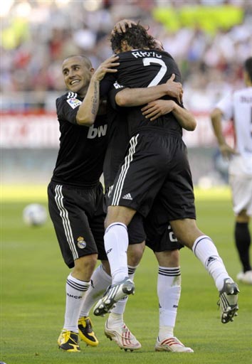 德转列本赛季俱乐部引援支出前10：英超9席，利物浦4.83亿第1（德转盘点本季俱乐部引援花费前十：英超占9席，利物浦以4.83亿居首）