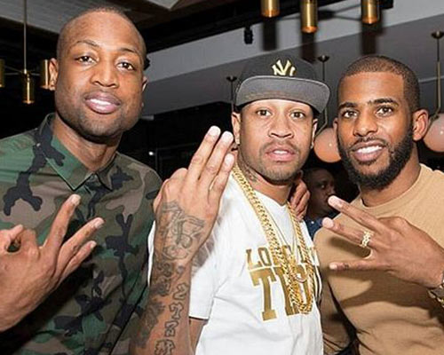 科尔：卢尼在进攻篮板方面贡献非常大，我们现在也很怀念这些（科尔：卢尼的前场篮板价值巨大，现在格外想念他的这些贡献）