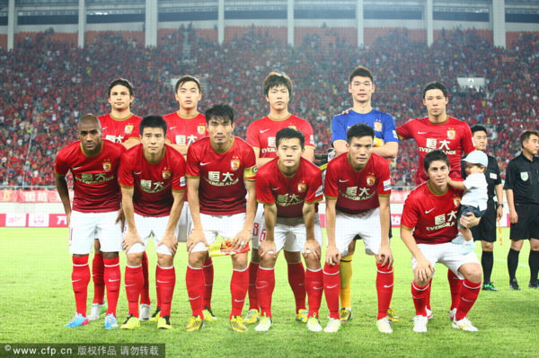 国王杯前瞻：塔拉维亚欲扮巨人杀手，皇马视晋级为首要目标（国王杯前瞻：塔拉维亚力求爆冷，皇马以晋级为先）