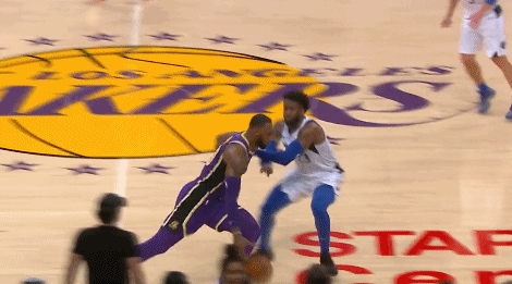 凯恩：希望英格兰制定定位球手册；我加盟拜仁与图赫尔有关（凯恩：期待英格兰出台定位球指南；转投拜仁受图赫尔影响）