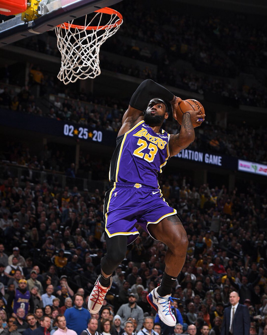 德拉古辛经纪人：球员不考虑离队，不知道转会传闻从何而来（经纪人回应：德拉古辛无意离队，转会传闻源头不明）