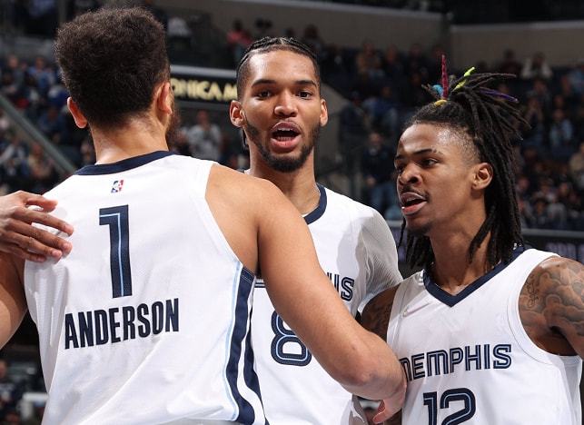 意媒：国米和米兰想签马里奥-希拉，拉齐奥给球员估价3500万（意媒称：国米与米兰有意引进马里奥-希拉，拉齐奥标价3500万）