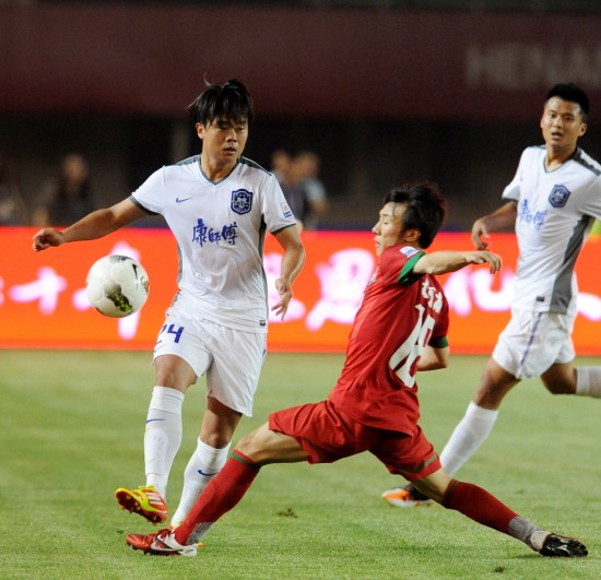 豪气！布里奇斯送队友劳力士表作为圣诞礼物，价值1.5万美元（大手笔！布里奇斯圣诞送队友劳力士腕表，单价约1.5万美元）