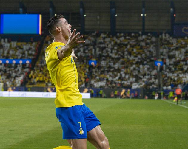 辽宁铁人老队长杨健落泪：不管未来在哪里，铁人永远是我的家（辽宁铁人前队长杨健落泪：无论未来身在何方，铁人始终是我的家）