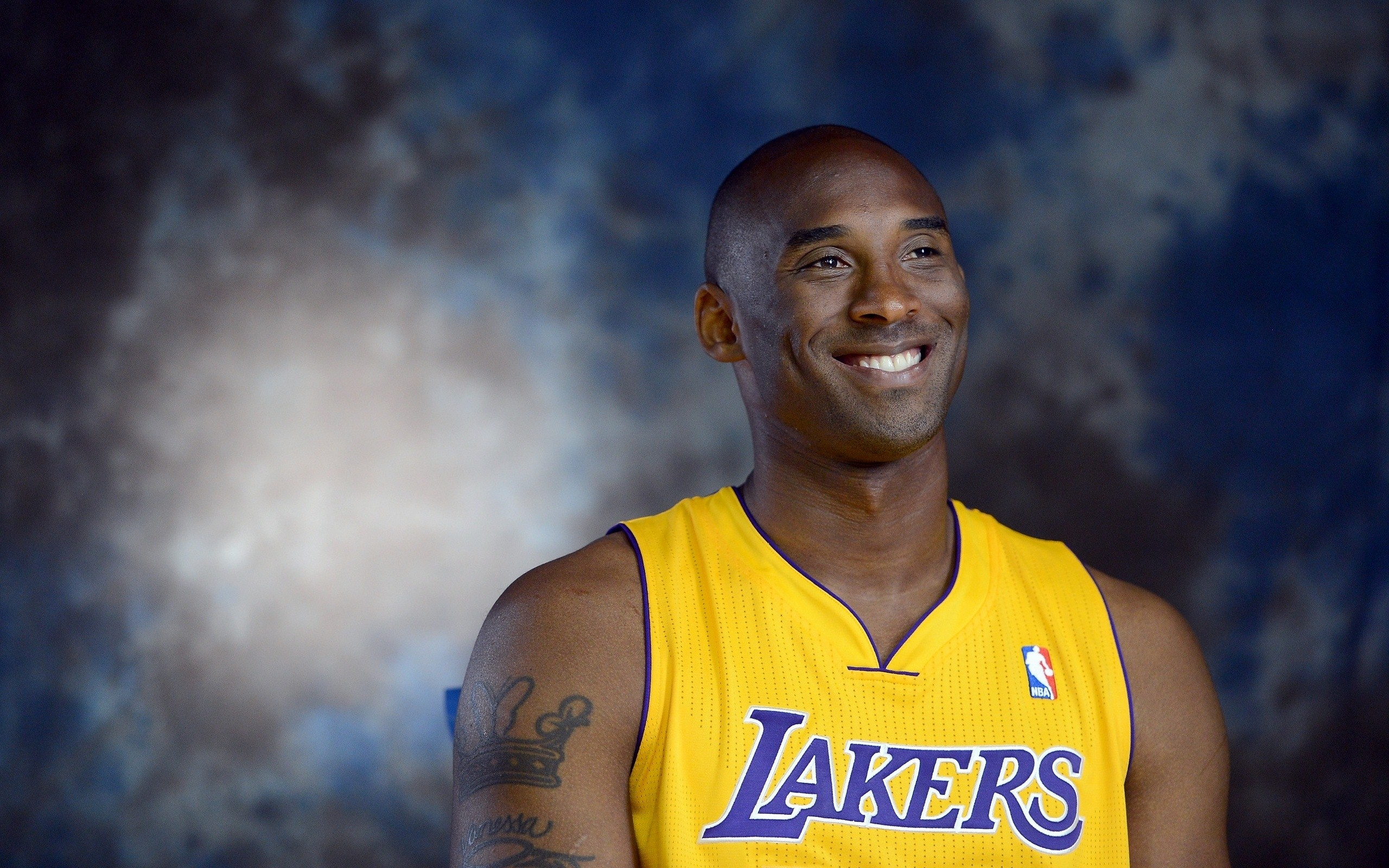 卖奖杯、卖主力、等收购，破产后的球队何去何从（破产之后：卖奖杯、卖主力、盼收购，球队路在何方）