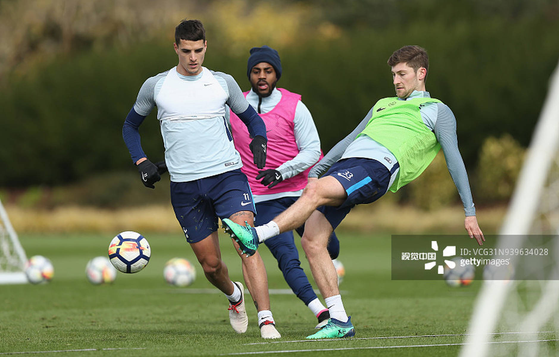 麦迪逊盛赞梅努欧洲杯表现，称其控球稳能回顶尖（麦迪逊力赞梅努欧洲杯发挥：控球沉稳，有望重回顶尖行列）