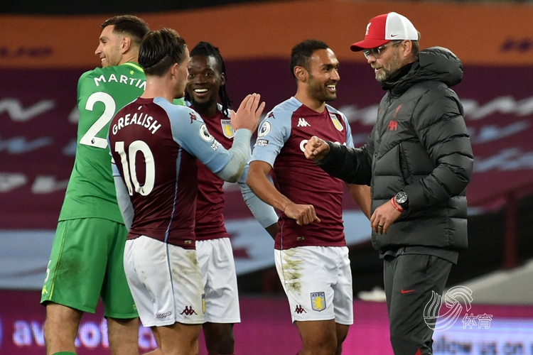 当火箭将对手得分限制在110分以下时，球队12战全胜（火箭把对手得分守在110分以下时，战绩12胜0负）