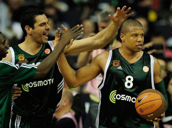 尤尔曼德：我们踢得非常好；弗莱肯的扑救改变了比赛局势（尤尔曼德：球队发挥出色，弗莱肯神扑扭转战局）