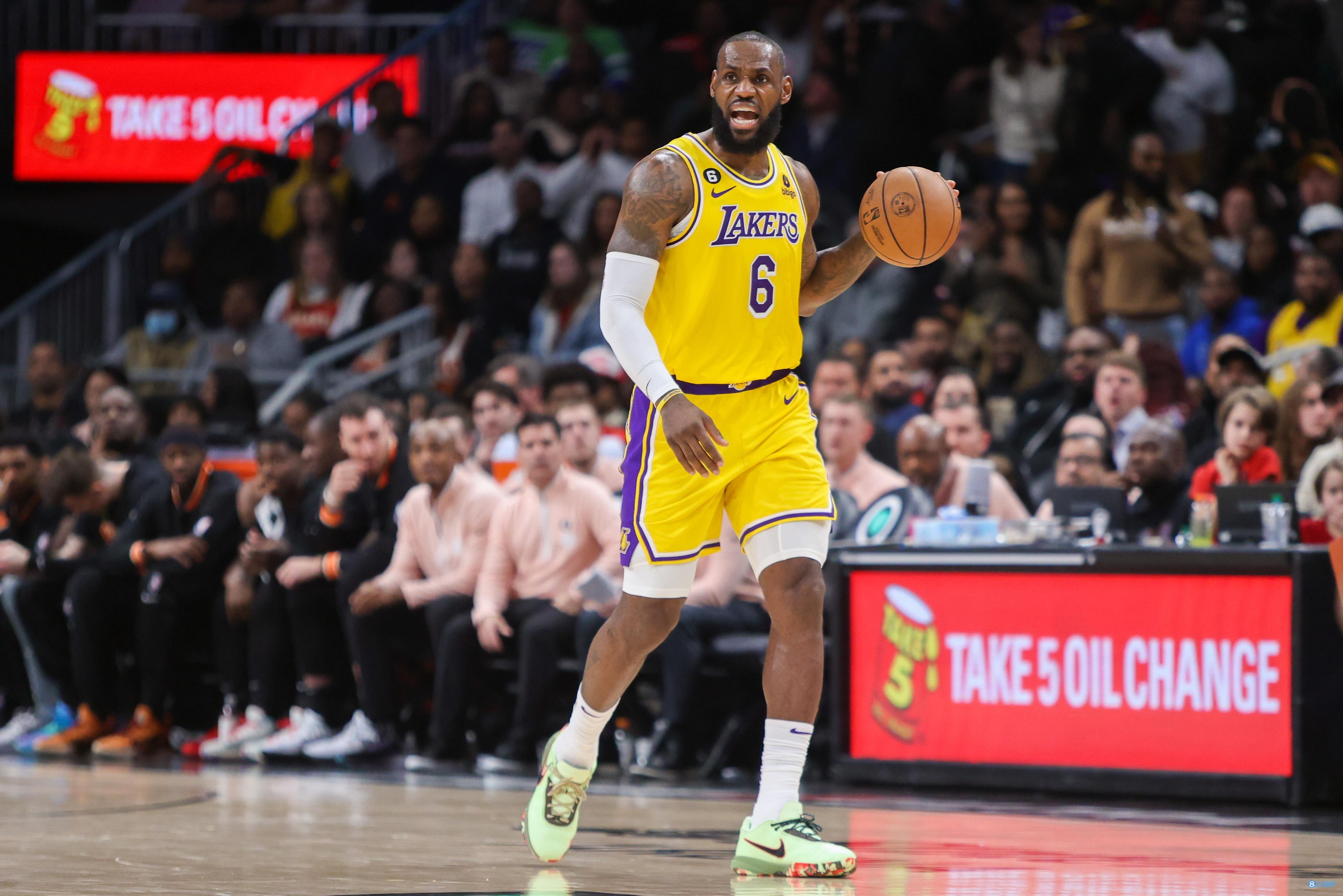 跟队记者：普利希奇参加部分合练，明天将决定他能否参赛（队记：普利希奇参与部分合练，能否出战将于明日确定）